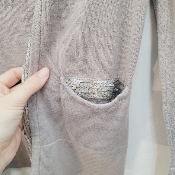 💕 LC Lauren Conrad Gray Open Front Sequin Cardigan Women's Size Small - Picture 5 of 8